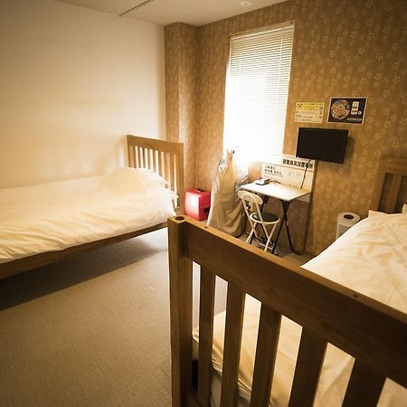 Yadokari Namba Hostel Осака Экстерьер фото