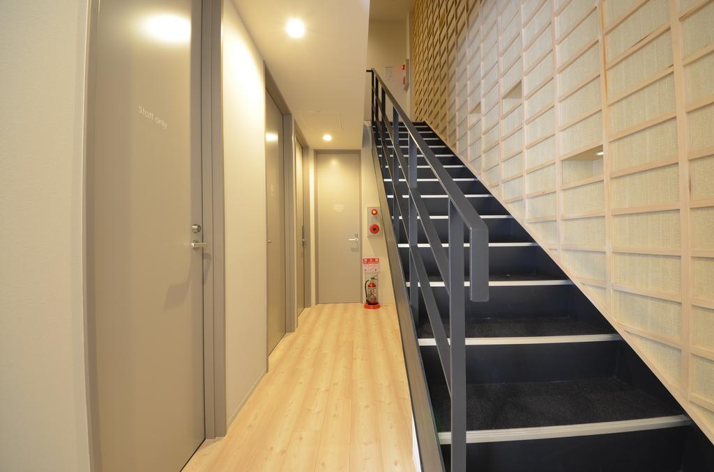 Yadokari Namba Hostel Осака Экстерьер фото