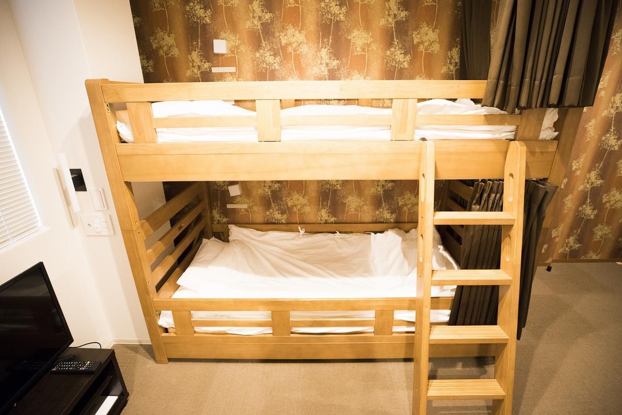 Yadokari Namba Hostel Осака Экстерьер фото
