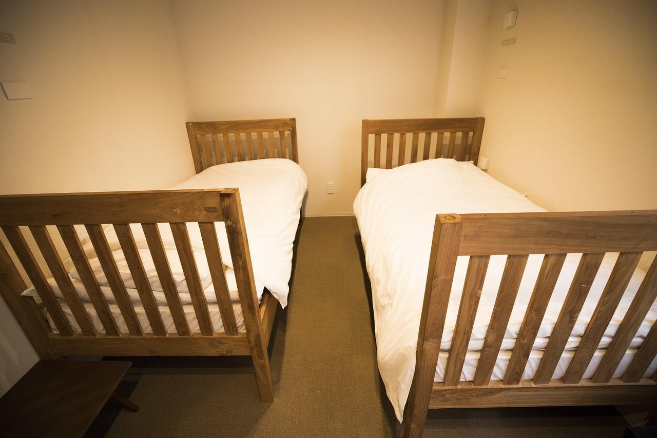 Yadokari Namba Hostel Осака Экстерьер фото